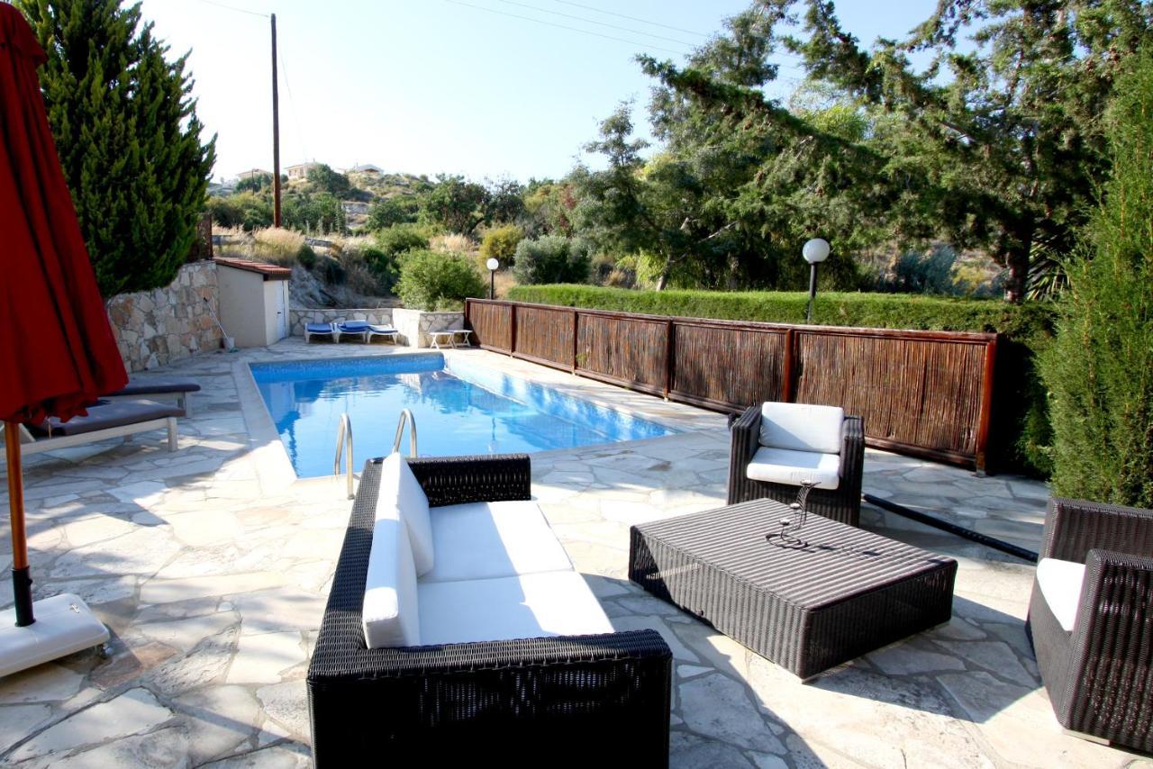 Swimmers' Paradise Pissouri Buitenkant foto